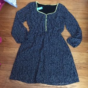 Black/white dress with lime accent